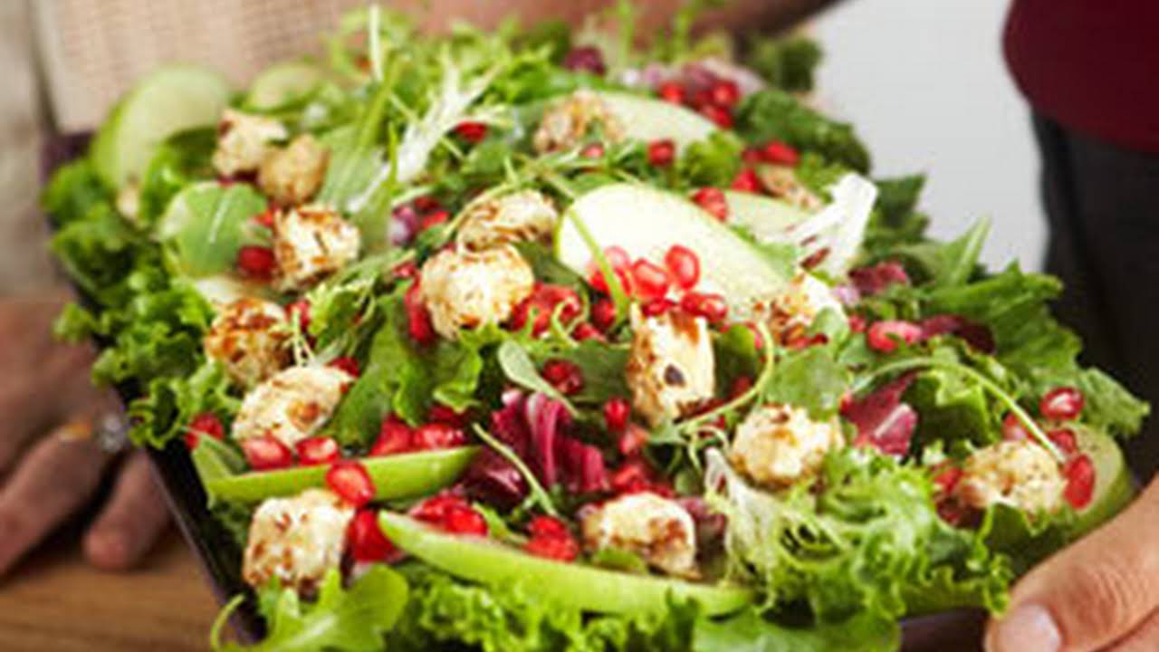 How to Make Healthy Salad Recipes in Hindi